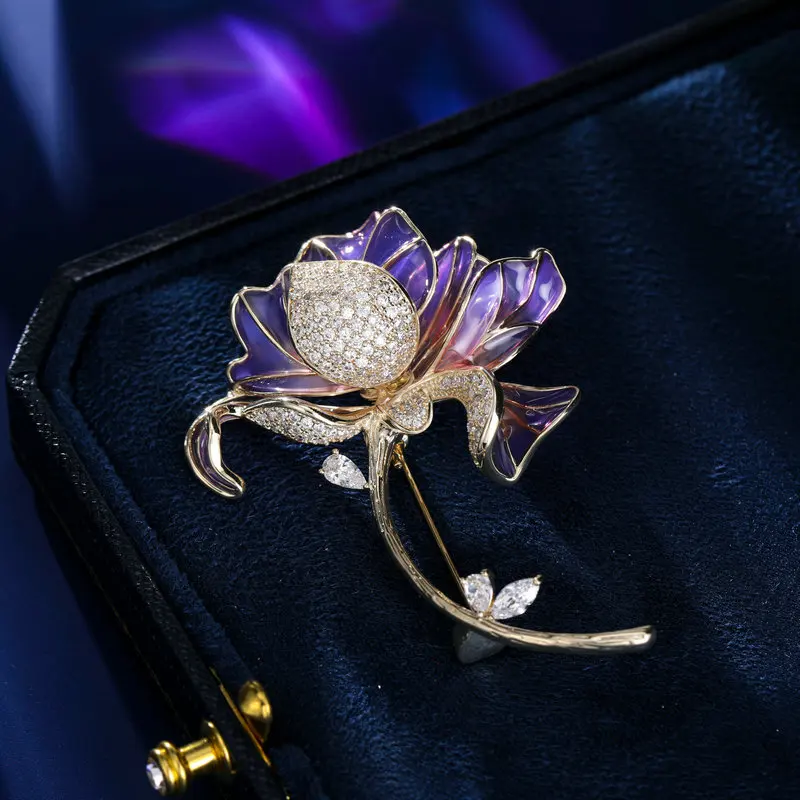 Elegant Temperament Enamel Plated Lotus Brooches Pins New Fashion Statement Flower Corsage Bouttoniere Accessories