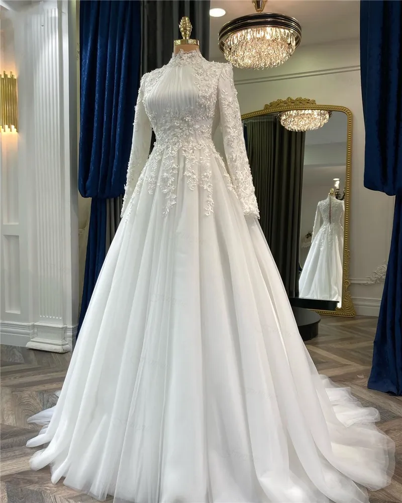 

Elegant Muslim Wedding Dresses For Women 2023 Lace Applique Flowers Arabic Dubai Long Sleeves Bridal Gown Tulle Vestido De Noiva