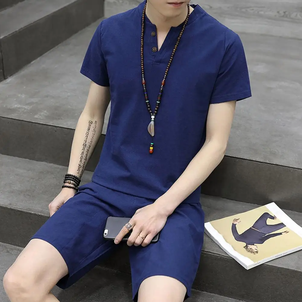 

2Pcs/Set Men Casual Sportwear Set Short Sleeve T-shirt Elastic Drawstring Waist Wide Leg Shorts Set V-Neck Solid Color Outfit