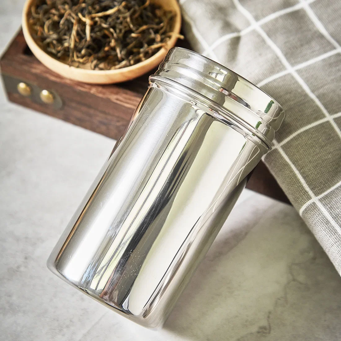 Stainless Steel Sealed Storage Jar, Portable Airtight Food Storage Container Canister for Coffee Beans Flour Cereal Suga 2