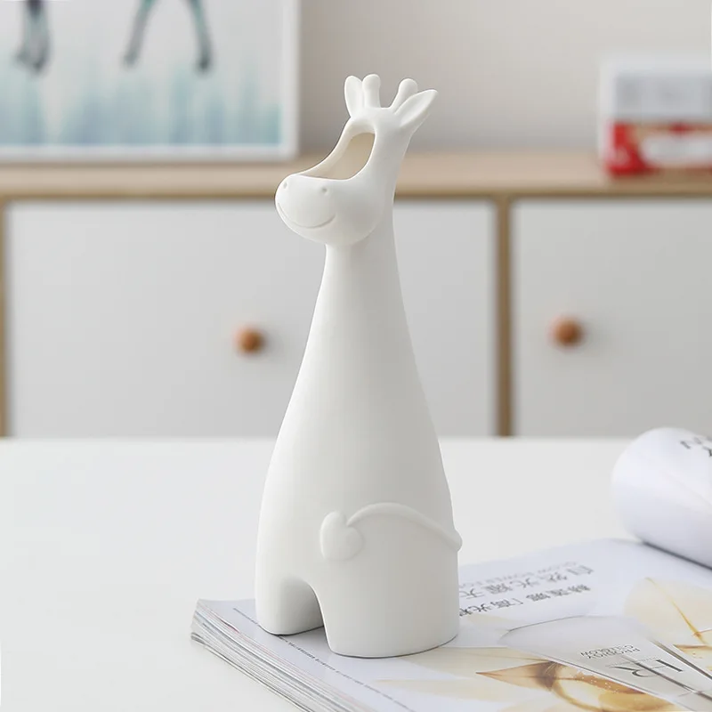 Creamic Giraffe