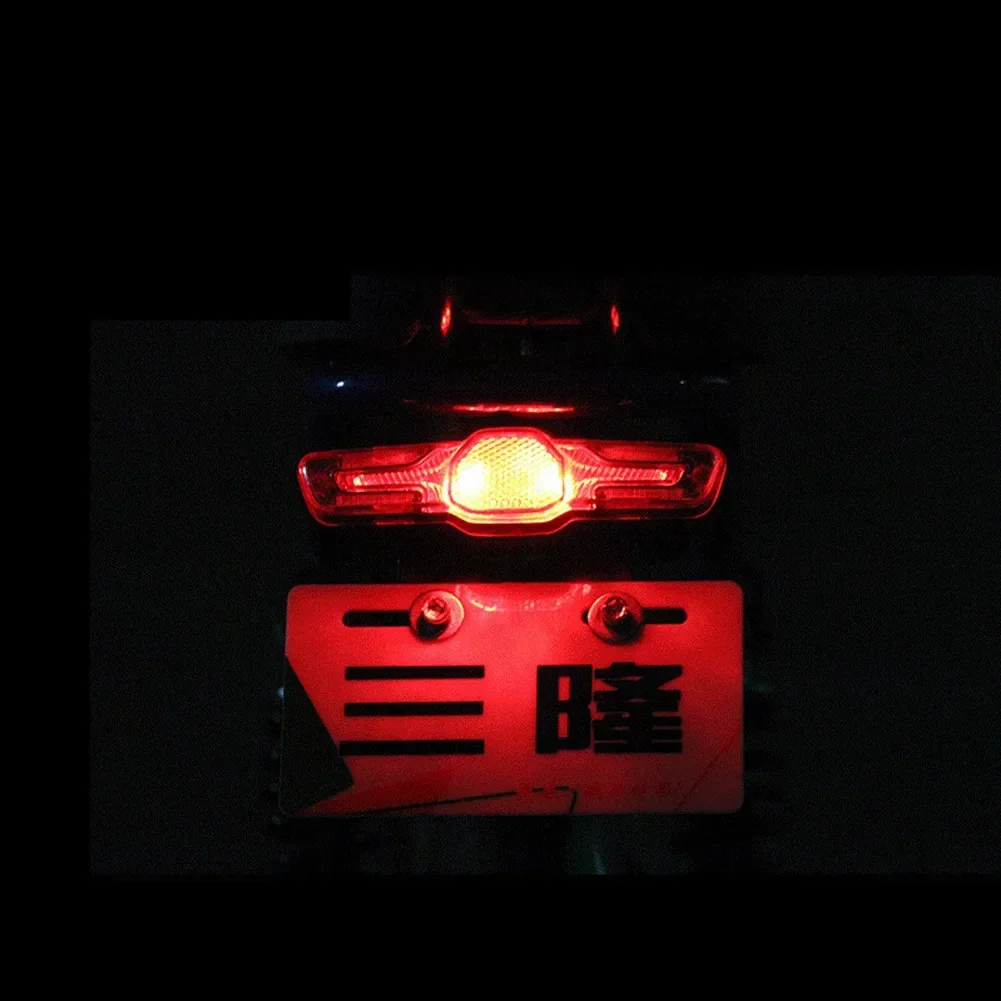 Description Picture 5 of itemNew 12V/36V-60V Electric Bicycle Ebike Taillight Turn Signal Rear Rack Lamp Tail Light Night Traffic Warning Light Turn Signal