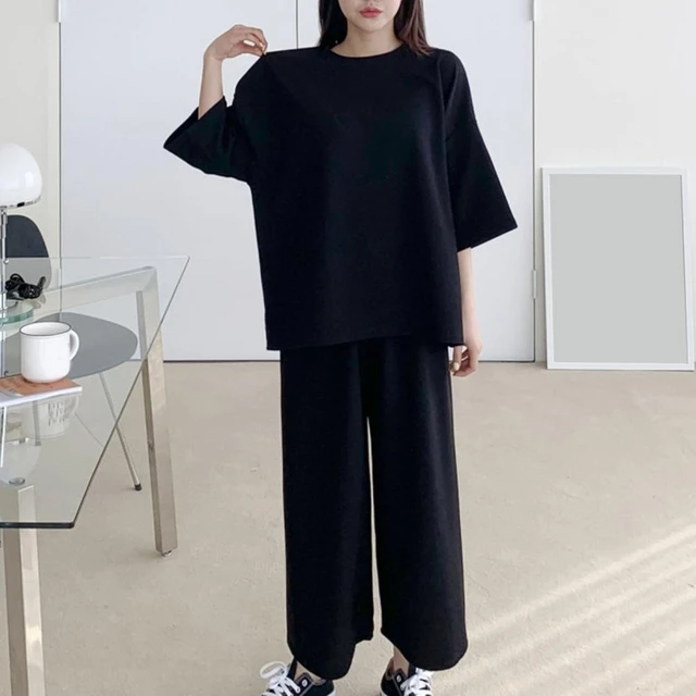 Cotton Lounge Set Cotton Jersey Lounge Set Basic Long Sleeve Crop Top and  Low Rise Flare Pants Set Lounge for Women 2 Piece (Black Long Sleeves,M) :  : Clothing, Shoes & Accessories