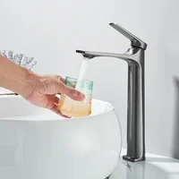 ก๊อกน้ำอ่างล้างหน้าสีดำสำหรับอ่างล้างหน้าสองรูในครัว สแตนเลส อุปกรณ์ก๊อกน้ำฝักบัว อุปกรณ์ผสมน้ำร้อนน้ำเย็น 2