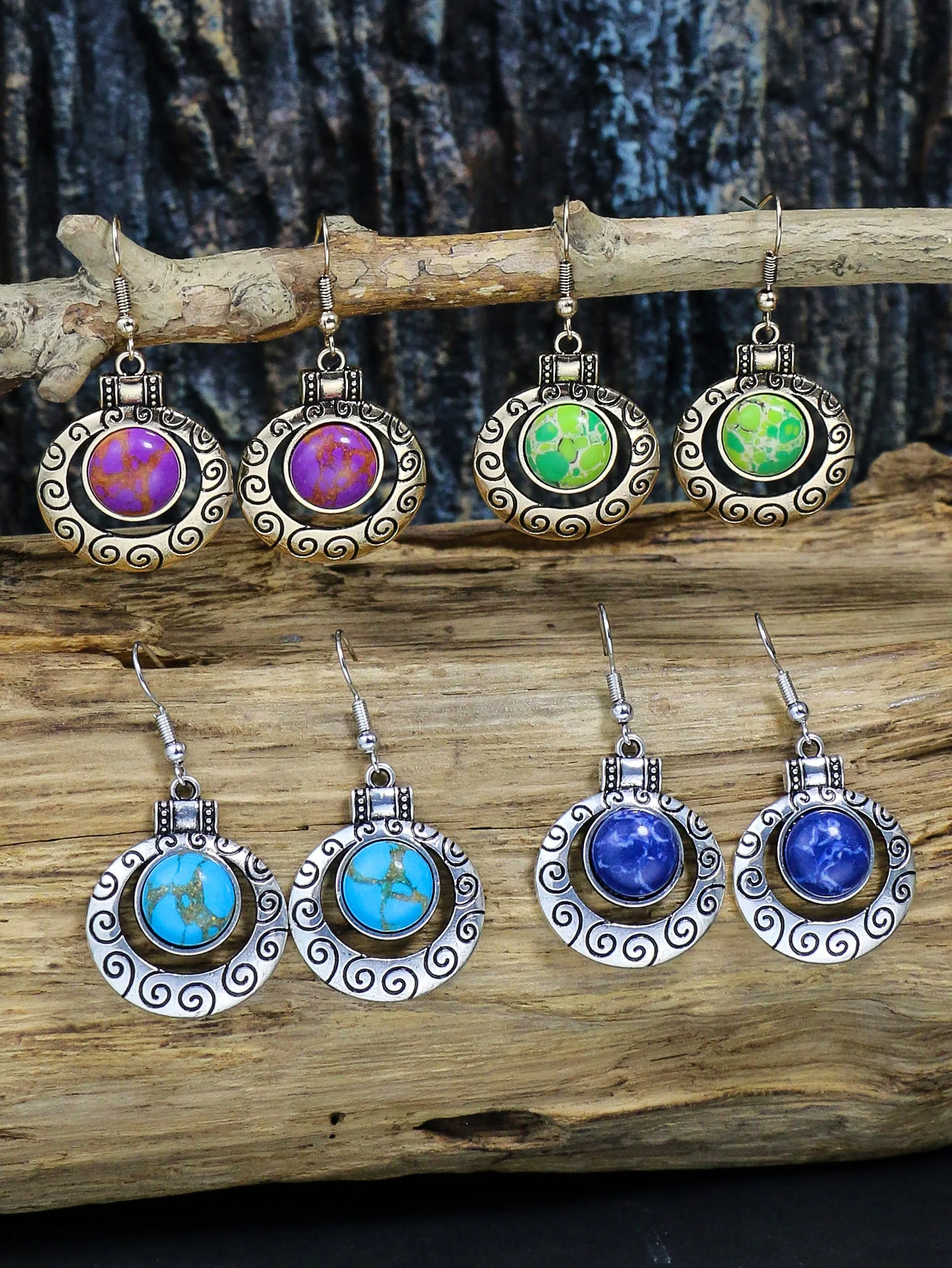 Pendant Earrings Ethnic style colored stone pendant earrings are suitable for women with cracks and are widely used as holiday gifts