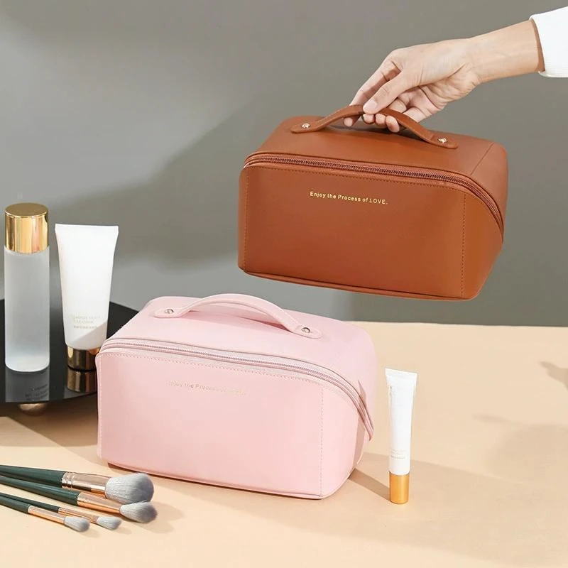 Luxury Women's Travel Makeup Bag Cosmetic Organizer Pouch, Fashion Zip Storage Case festival Gift for Ladies