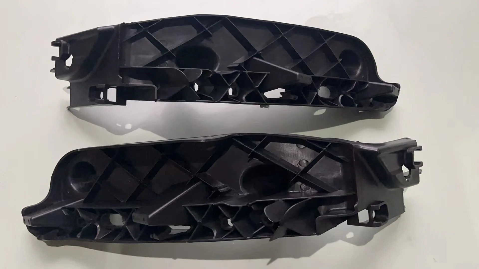 68533282AA68533283AA1PCForDodgeDurangoheadlightbracket2122