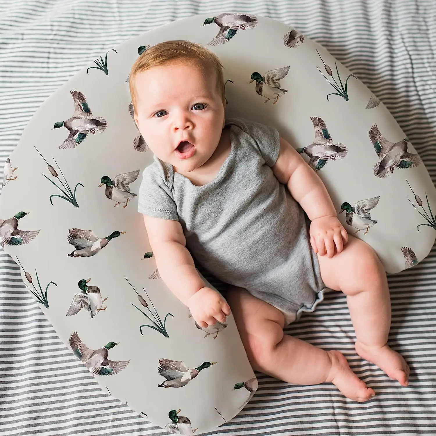 U-shaped Breastfeeding Pillowcase For Pregnant Women Baby Anti Spitting Multifunctional Baby Lying Hugging Postpartum Pillow