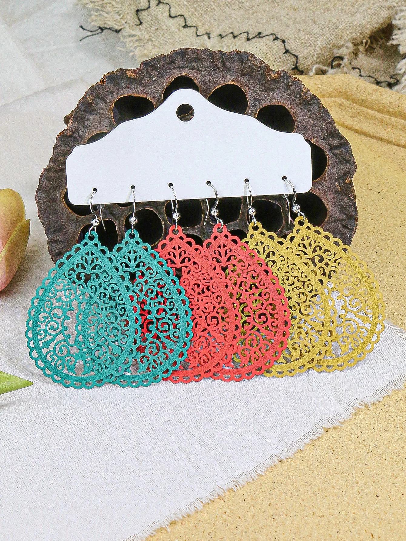 Copper Inlaid Zircon Ear Clip French Exquisite Flower Women's Earrings main image 1