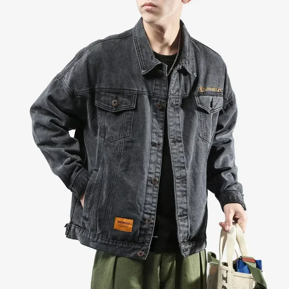 Chaqueta vaquera azul con botón bordado para hombre, chaqueta vaquera gris para otoño, abrigos vaqueros para hombre, venta al por mayor, precio bajo, elástica, holgada, Y2k, vaquera coreana