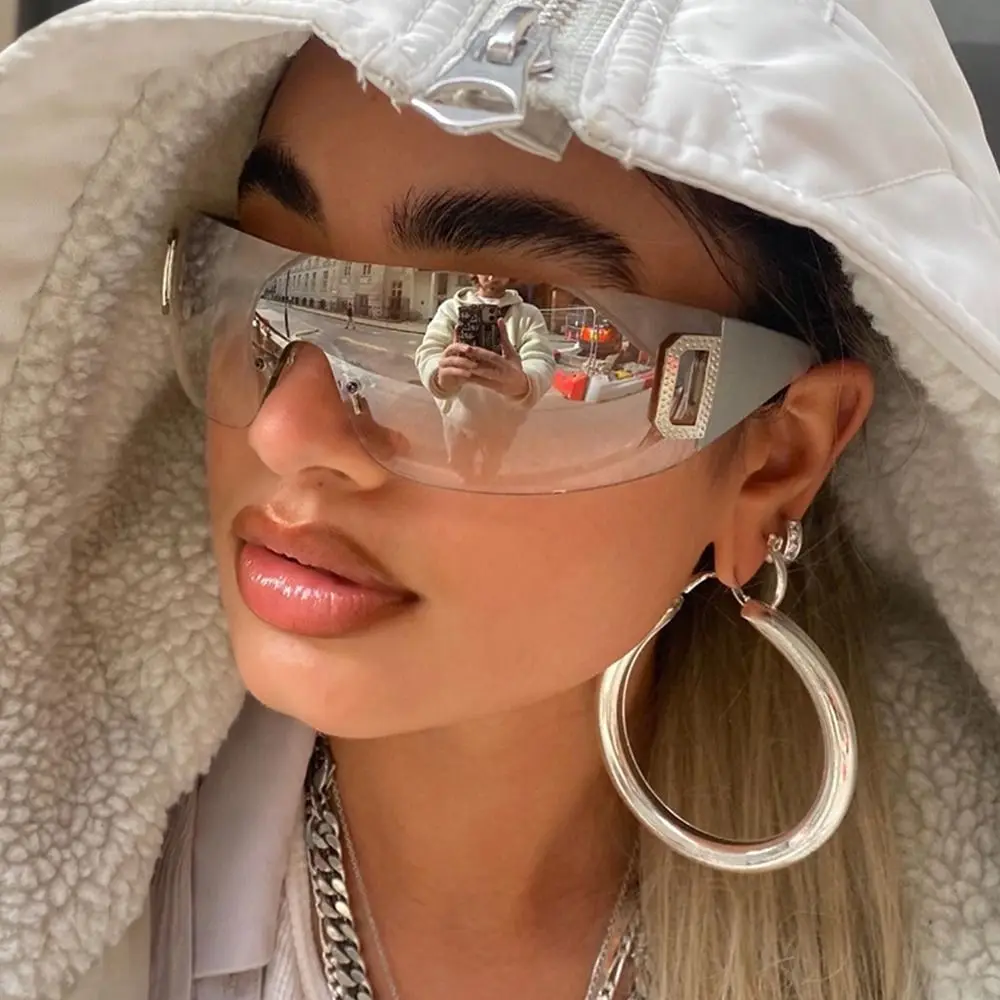 ������ ���� �Ȱ� ���۶�, �� ����� Y2K ���۶�, ������ ���۶�, ��ũ, UV400