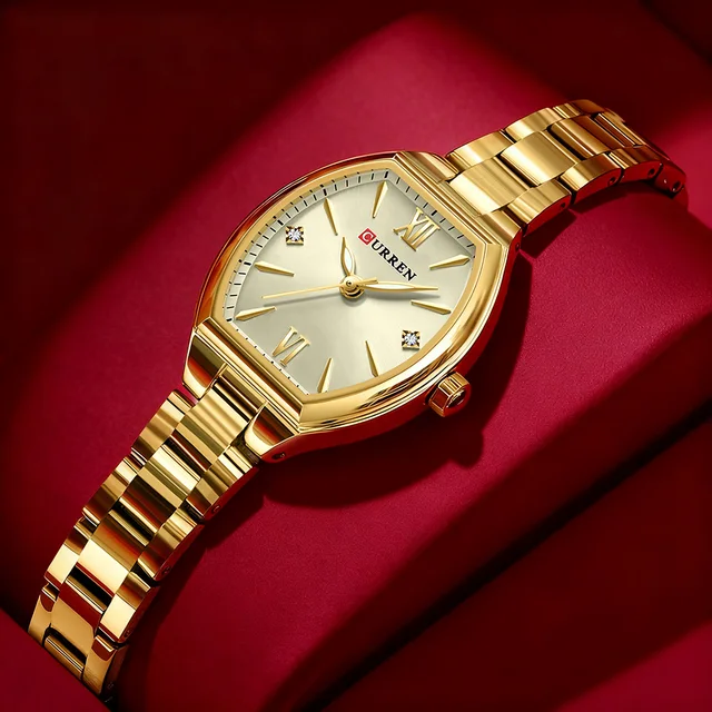CURREN Vintage Style Tonneau Case Elegant Petite Quartz Watch for Women Luminous Hands with Stainless Steel Bracelet Lightweight
