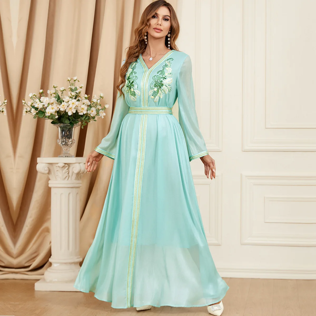 

Embroidery Abayas for Women Muslim Dubai Turkey Kaftan Eid Party Dress Morocco Jalabiya Saudi Arabic Robe Islamic Clothing Gown