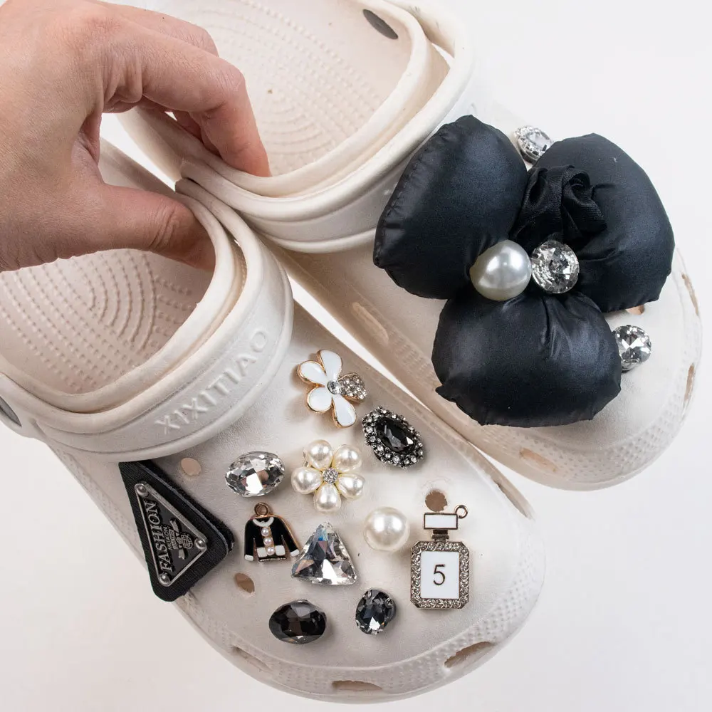 Croc Charms Designer Elegant Rhinestone Pearl Chains Bow Bundle Charms for  Crocs DIY Accessories Decoration - AliExpress