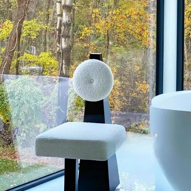 

Pyramid dining chair Creative lamb's wool special-shaped hotel, café, B&B, second-hand chair