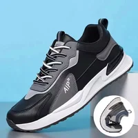 Men's Breathable Running Shoes Low Cut Lace-Up Soft Bottom Sport Sneakers Trendy Korean Style 2025 New Fashion Casual Shoes