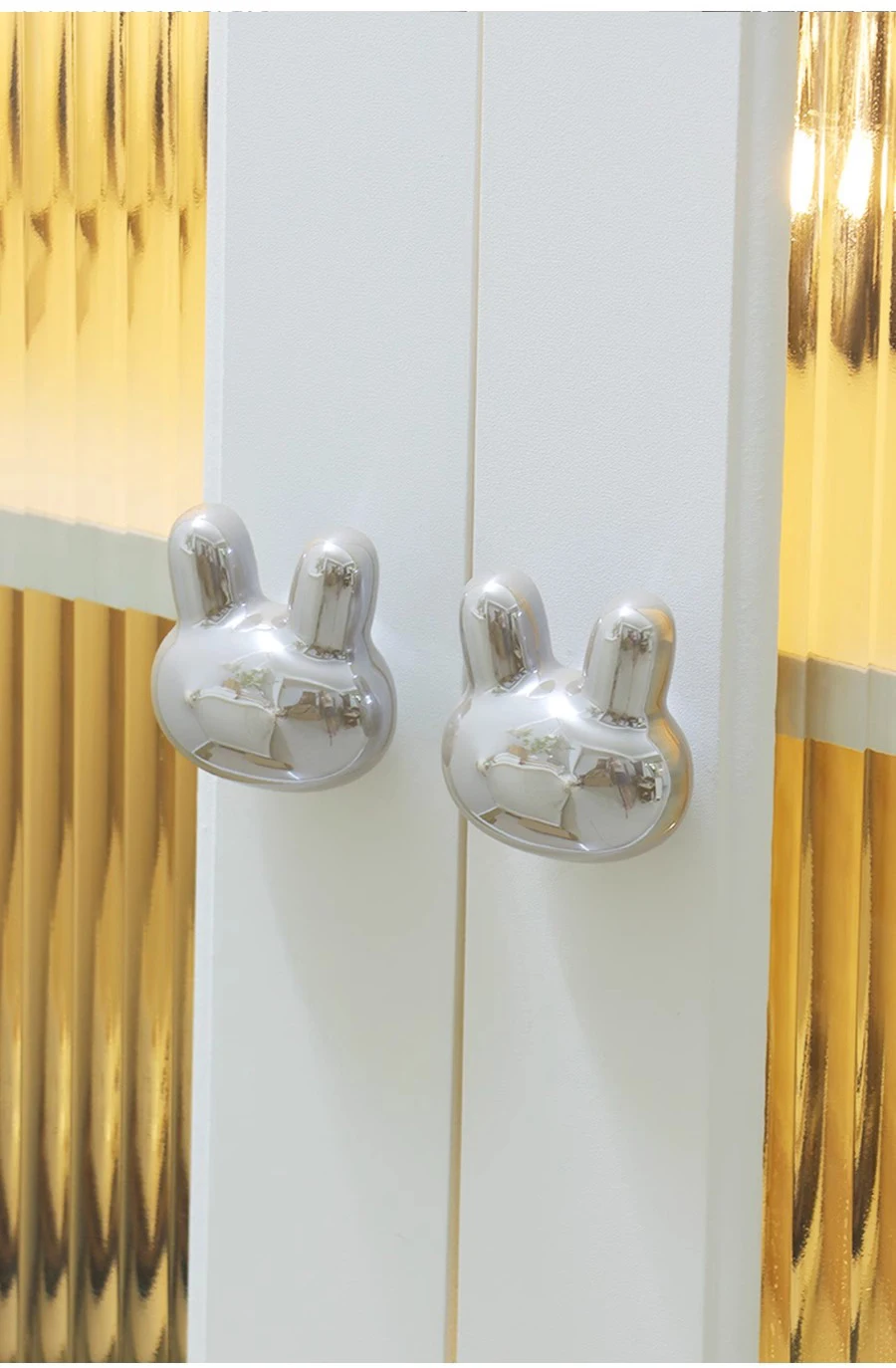 do armário, móveis modernos, quarto de criança,