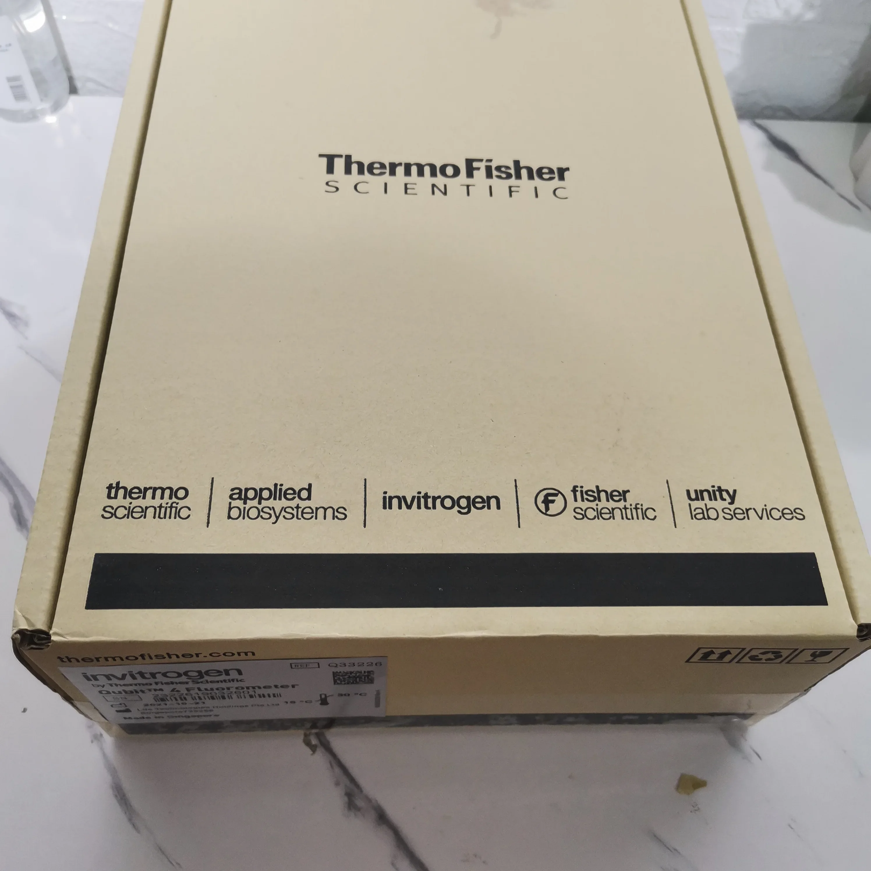 Invitrogen Qubit 4 Fluorometer