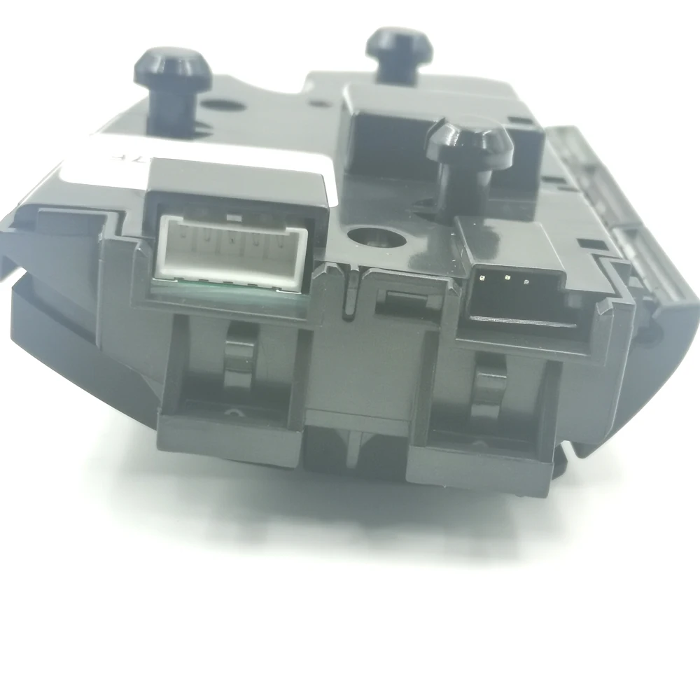 OE: ANJ80H055C, 21957049, 22629273, 307329440U33-AG Truck Steering Wheel Switch Module For VOLVO FH Lorry Part (LEFT)