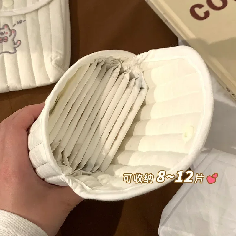 1pc 15 x 16CM Cherry Bear Cute Cosmetic Bag Travel Change Sanitary Napkin Storage Bag Carrying Mini Lipstick Bags Case Pouch