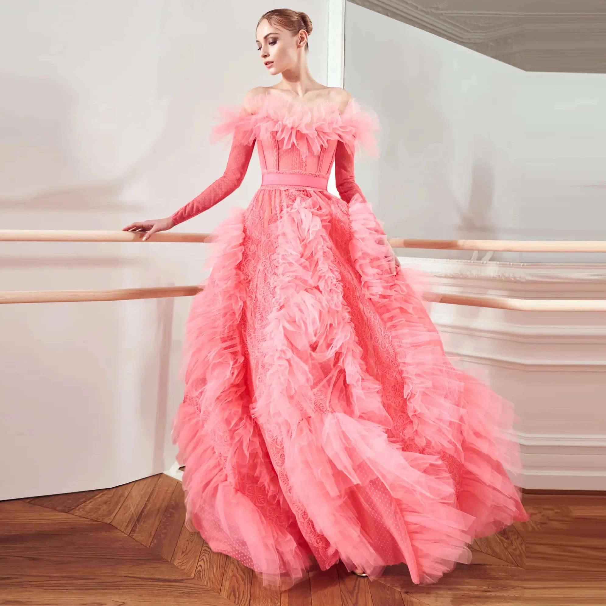 

Elegant Pink Ruffle Prom Gowns Party Dresses فستان سهرة Off the Shoulder Ruffled Tulle Long Formal Dress Lace A Line Party Dress