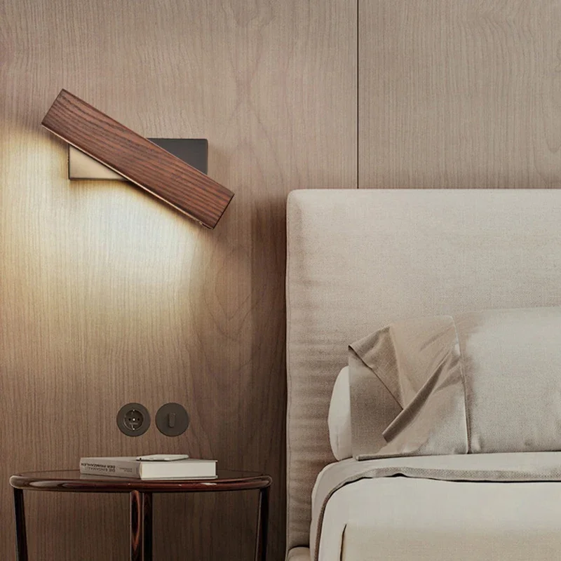 Vera Rotated LED Lamp