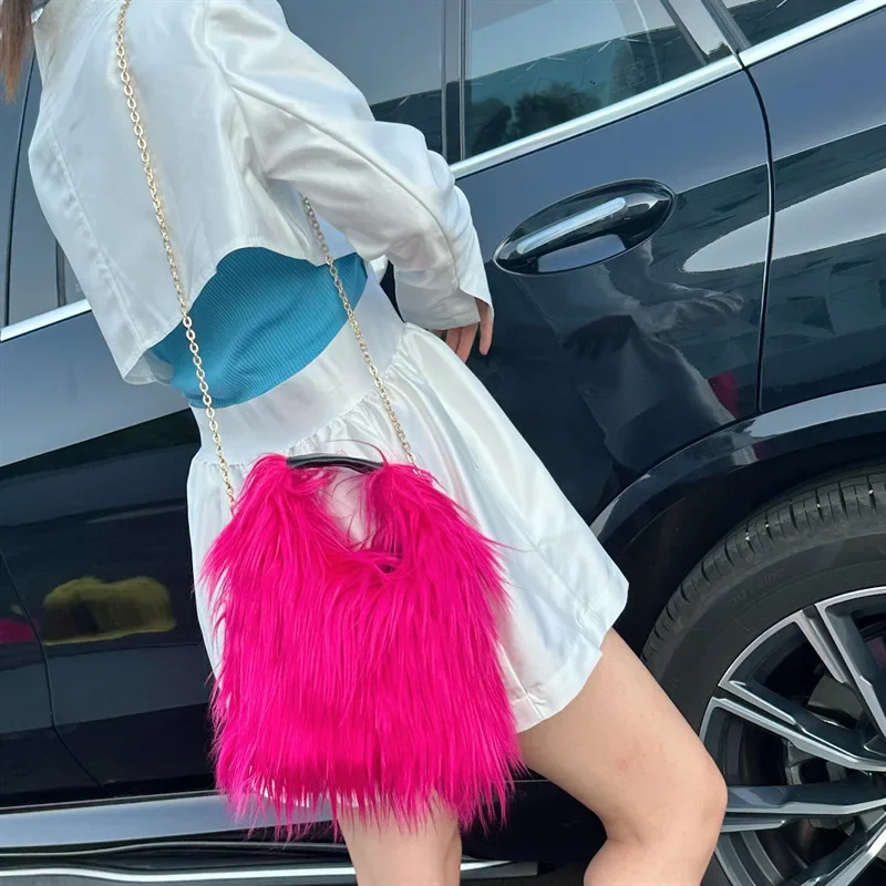 

Long Fur Bags Handbags Luxury Designer Fluffy Plush Tote Faux Fur Bags for Women Warm Soft Shoulder Crossbody Bag