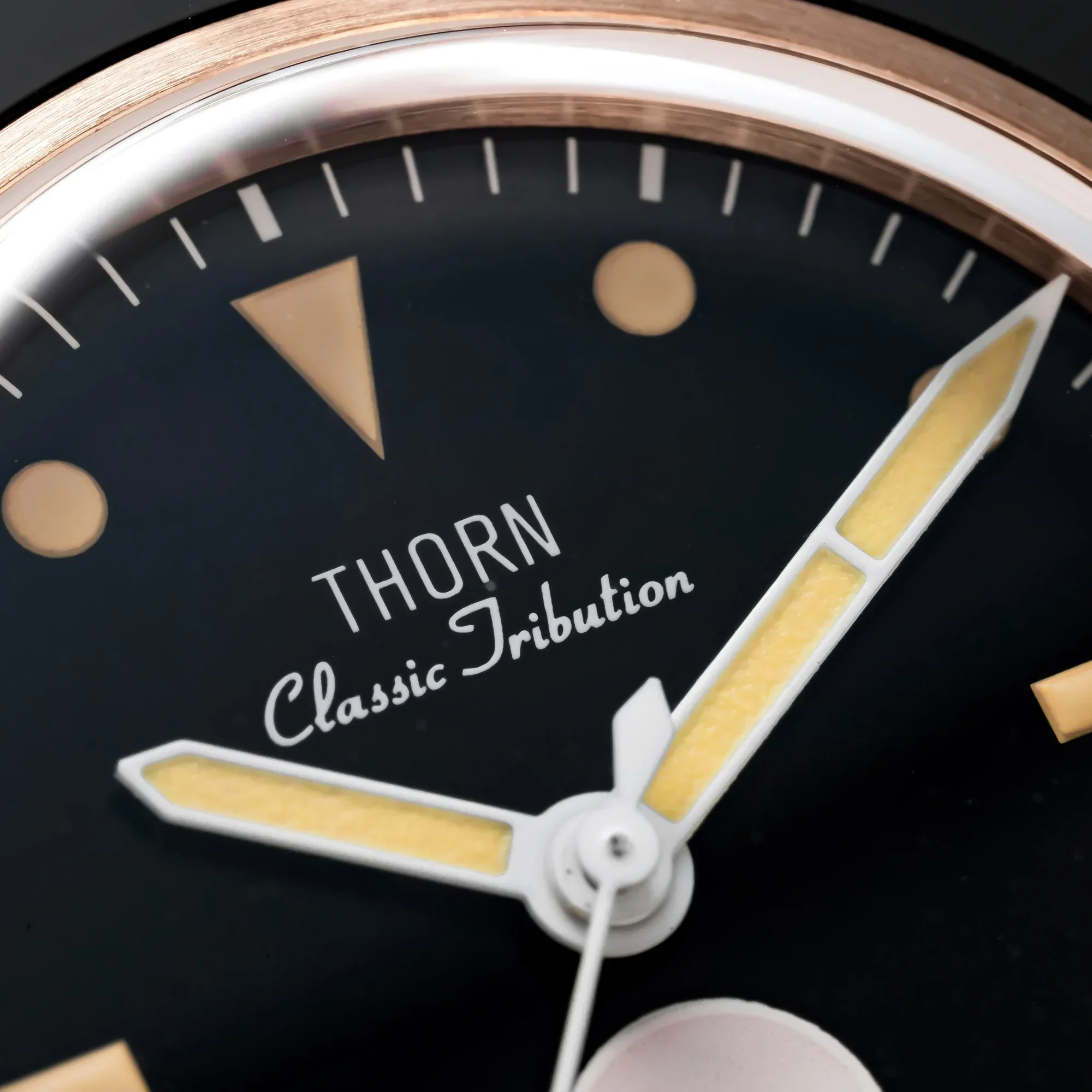 Часы наручные THORN 50-Fathoms из олова и бронзы, цвет в ассортименте ...