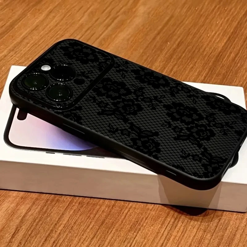Custodia Protettiva Rosa Nera in Pizzo INS con Protezione Lente per iPhone 17 16 12 14 Pro Max 15 13, Cover Protettiva per iPhone 17 16 11 Pro Max - Image 2