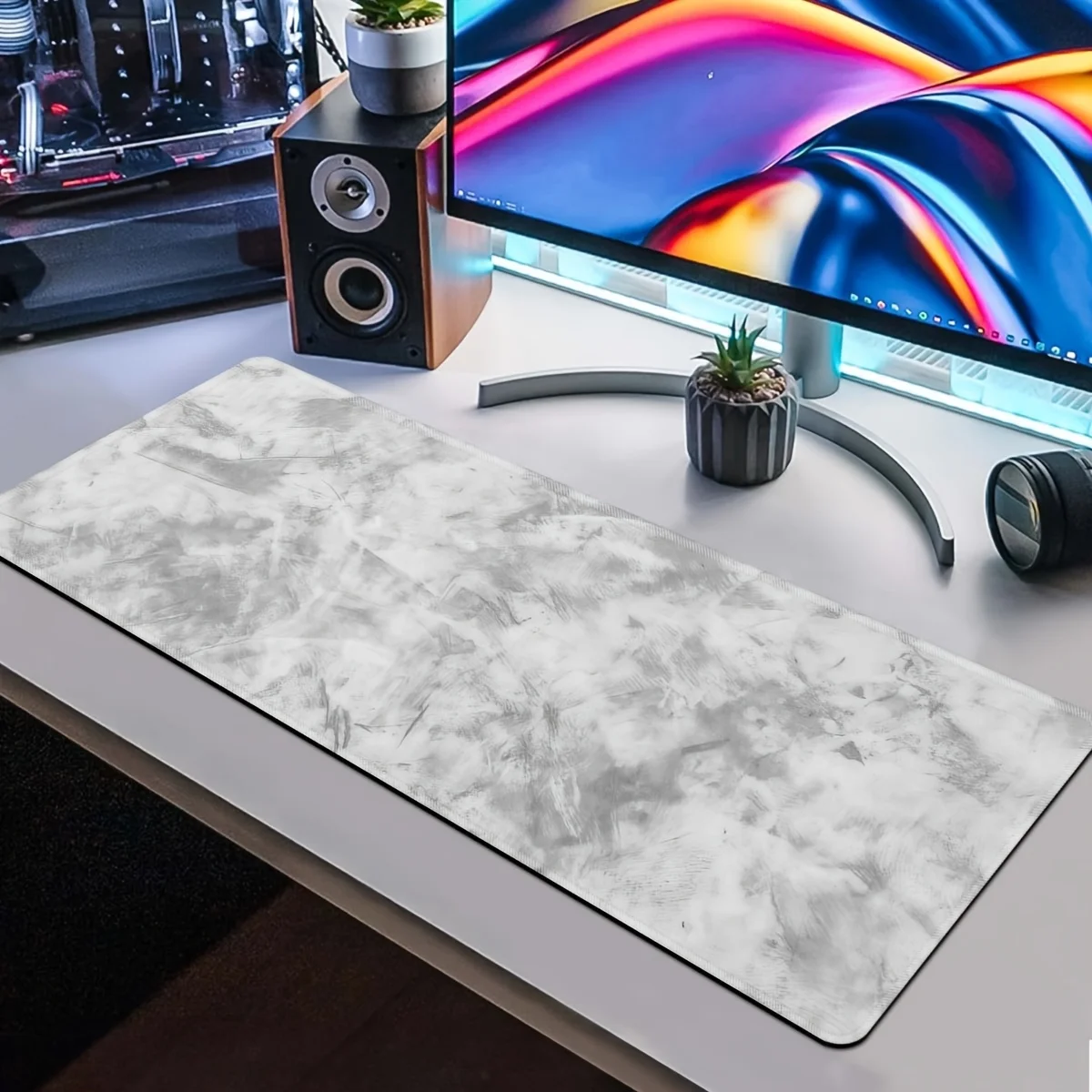 Elegant Grey Desk Mat: Non-Slip Surface for Gaming & Office, Large Minimalist Design