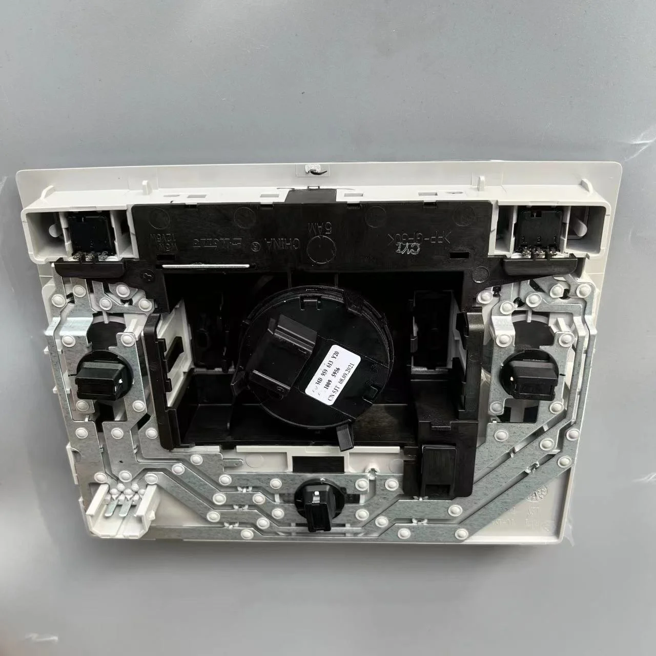 ׷    ġ, VW  9N 2002-2010 6QD 959 613 Y20 34D 959 613 6Q0959613