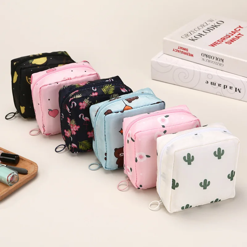 Cute cartoon tampon storage bag girls menstrual portable bag sanitary napkins storage large capacity small storage bag