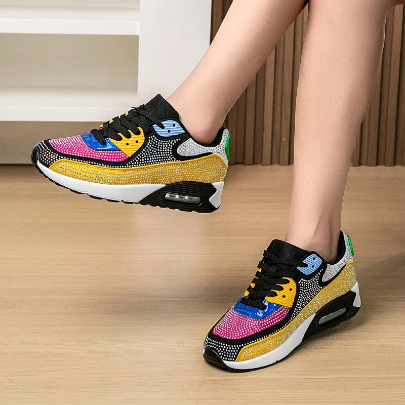 Рисунок 3 - Женские люксовые брендовые кроссовки стразы