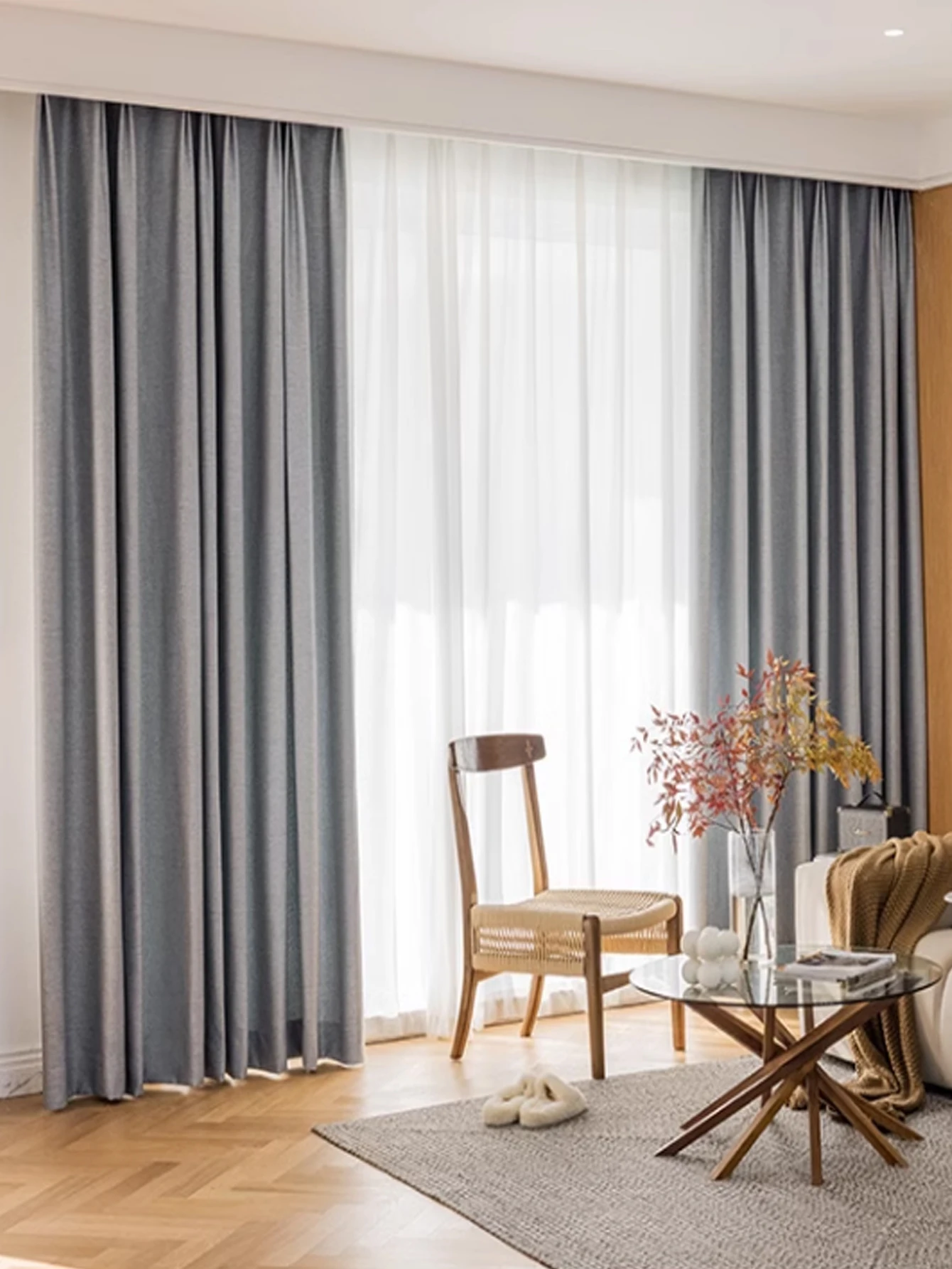 Premium 100% Polyester Blackout Curtains for Hotel and Home Living Rooms