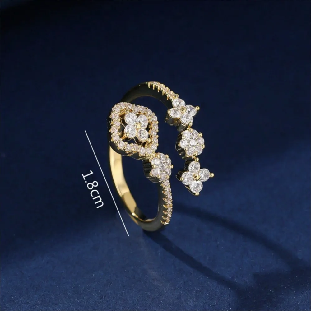 Elegant Four Leaf Flower Zirconia Inlaid Ring for Women 2025 New Fashion Single Rings Wedding Jewelry Daily Wear