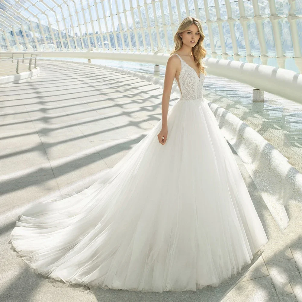 

White Tulle Wedding Dresses V-Neck Backless Sweep Train Bride Dress 2023 New Sleeveless Lace A-Line Bridal Gown Vestido De Novia