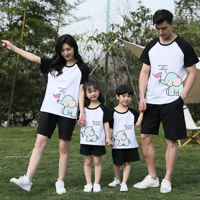 

Korean Fashion Kid Mom Daughter Son Shirts Dad Mom Tops Family Matching Outfits Cartoon Tees Cotton T-shirt Parent-child Outfits
