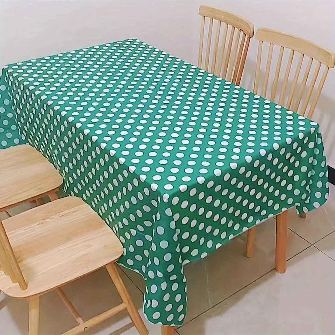 Waterproof And Oil-Proof Polka Dot Disposable Rectangular Tablecloth Peva Material Restaurant Hotel Tablecloth For Home Party 6