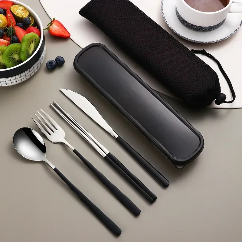 4pcs 세트 휴대용 칼 붙이 세트 식기 세트 캠핑 식기 세트 스테인레스 스틸 나이프 포크 스푼 키트 여행 Flatware 상자