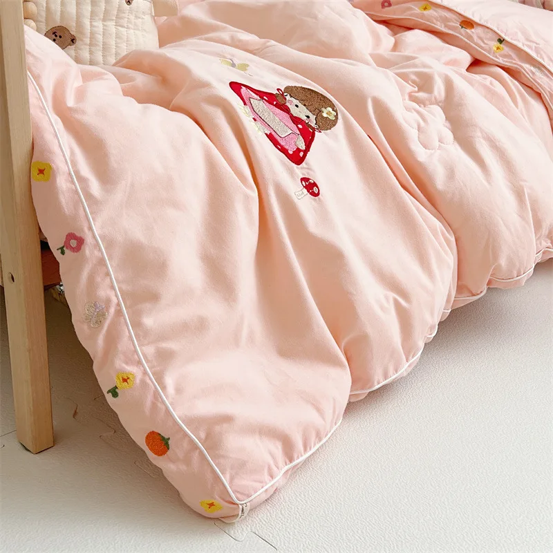 Grade A Pure Cotton Brushed Thick Pink Three-Dimensional Edge Bread Quilt Autumn And Winter Warm Soybean Quilt Children's Single