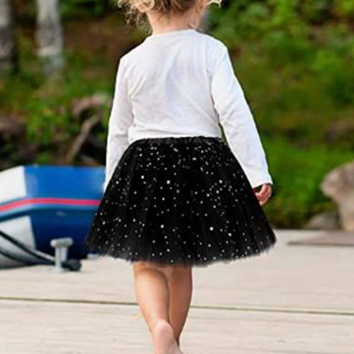 Рисунок 4 - Женская юбка-пачка с блестками