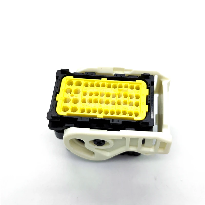 1PCS Supply 34867-1001 original and genuine automobile harness connector Housing parts