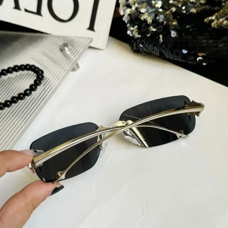 Y2K Vintage Rimless Square Sunglasses Women For Men Luxury Brand Designer Sun Glasses Punk Popular Hip Hop Rivet Star Shades UV