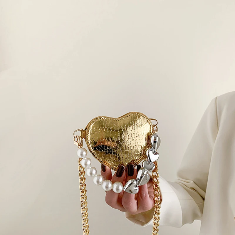 

Ladies Laser Messenger Bag Love Coin Purse PU Leather Shoulder Bag Handbag with Pearl Chain for Beach Travel Shopping