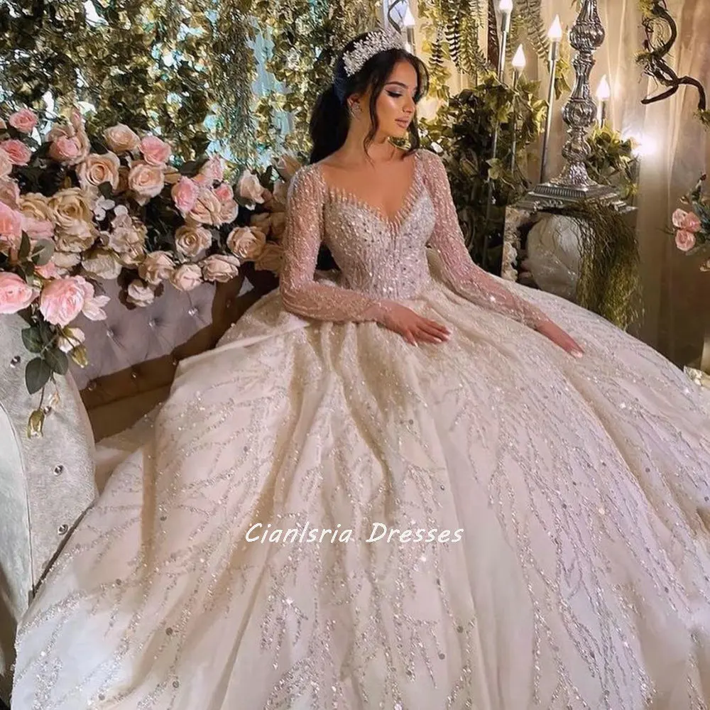Elegant Diamond Crystal Long Sleeve Dubai Ball Gown Wedding Dress