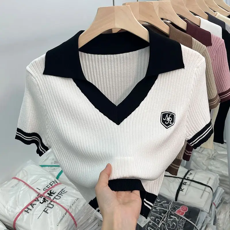 

2024 New Summer Korean Style Retro High Waist Loose Casual Office Lady T-shirts for Women Knitting V Neck Short Sleeve Chic Tops