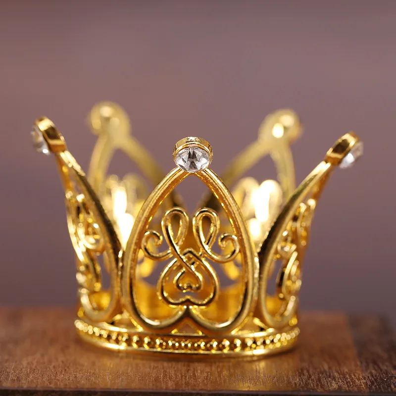 小さな金属製の王冠,女の子と男の子のための誕生日のための金属製の