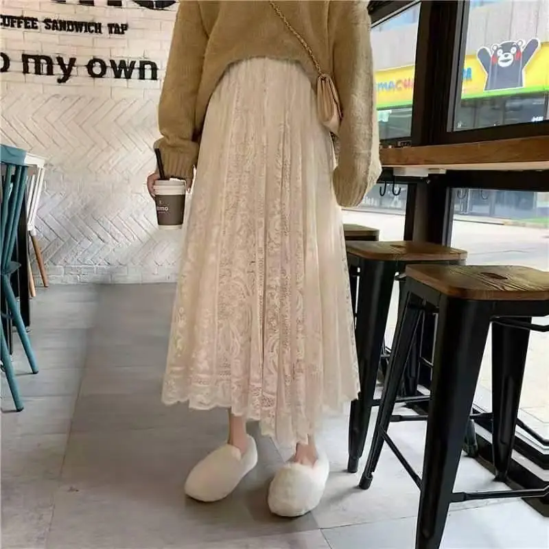 

2023 new Hong Kong-style small fresh high-waisted slim mid-length hollowed-out hook lace skirt women's skirt hem