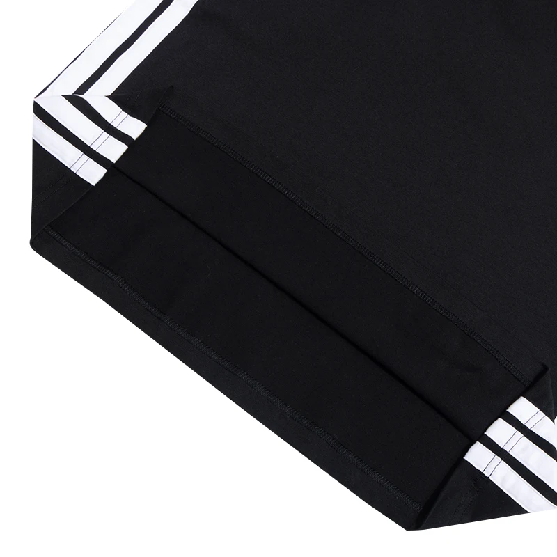 تي شيرت أديداس للرجال من القطن يسمح بمرور الهواء ل...