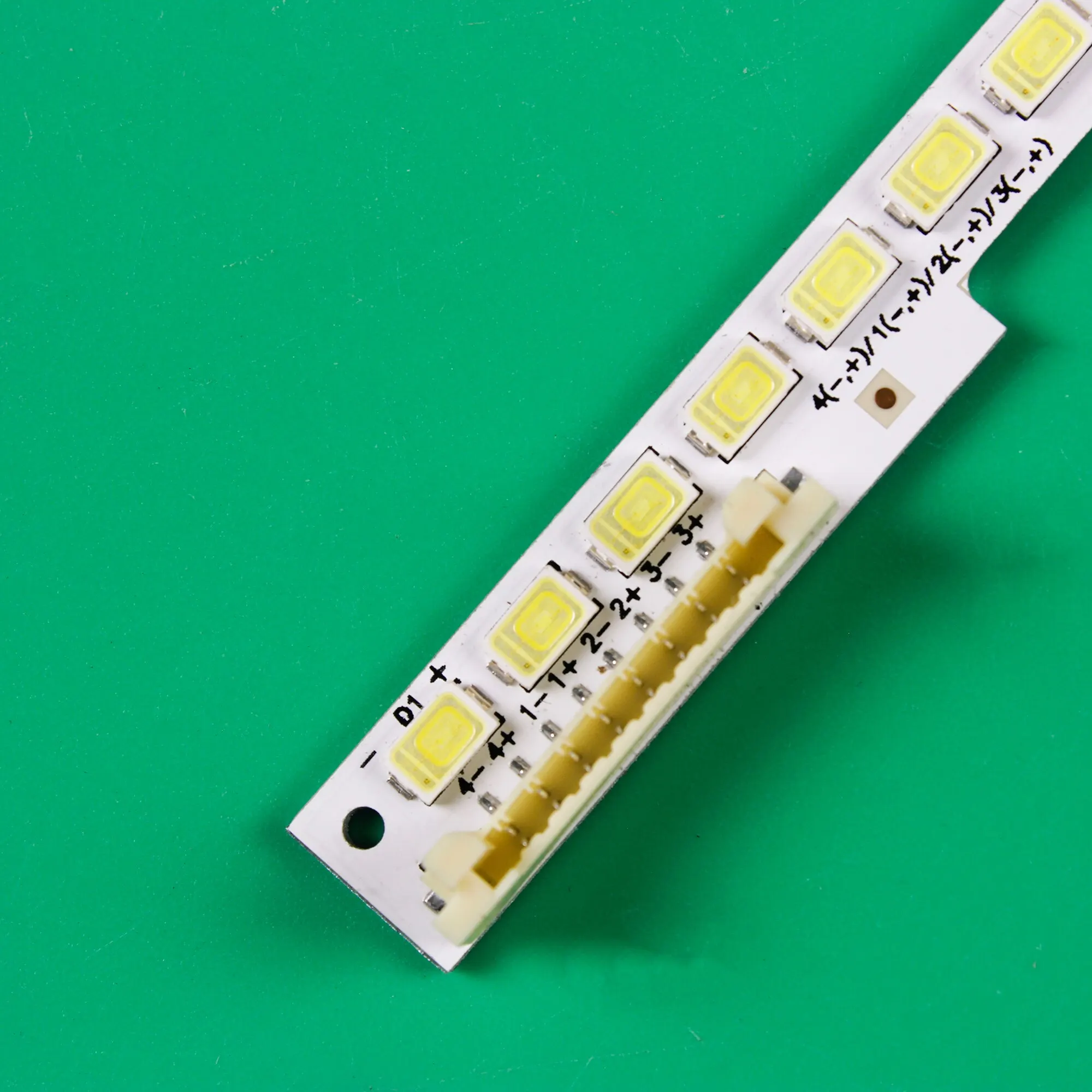 LED Ʈ Ʈ , 84 Lamp LEFT84 UE46D6510 UE46D6500 UN46D6400 UE46D6540 UA46D6400 UN46D6900